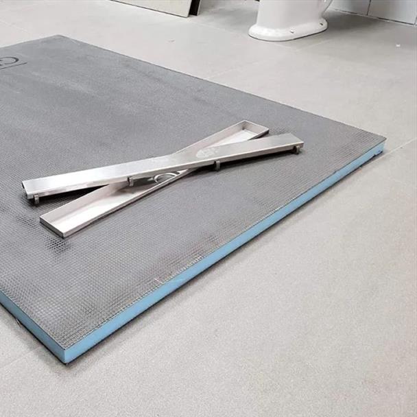 1500mm x 900mm x 30mm Wetroom Tray with Linear Drain